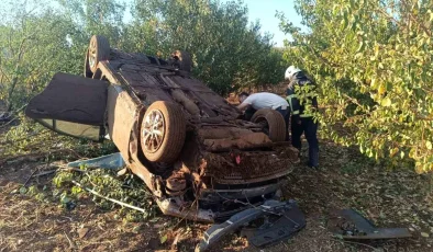 Hatay’da Meyve Bahçesine Uçan Otomobilin Sürücüsü Yaralandı