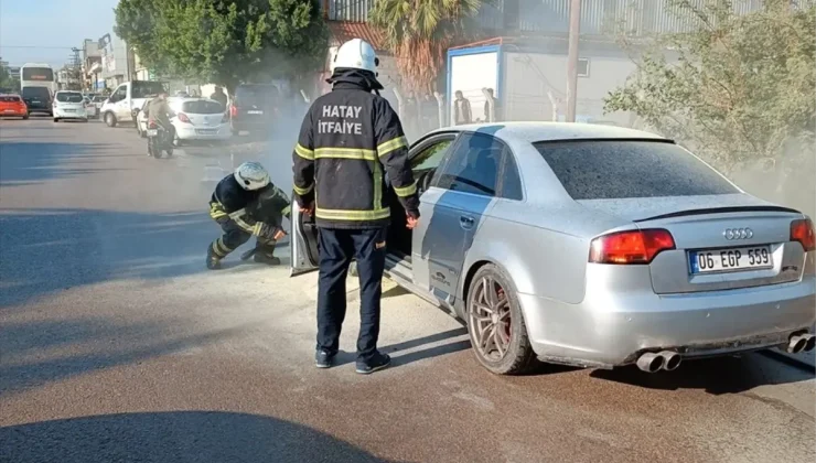 İskenderun’da Otomobilde Yangın Çıktı